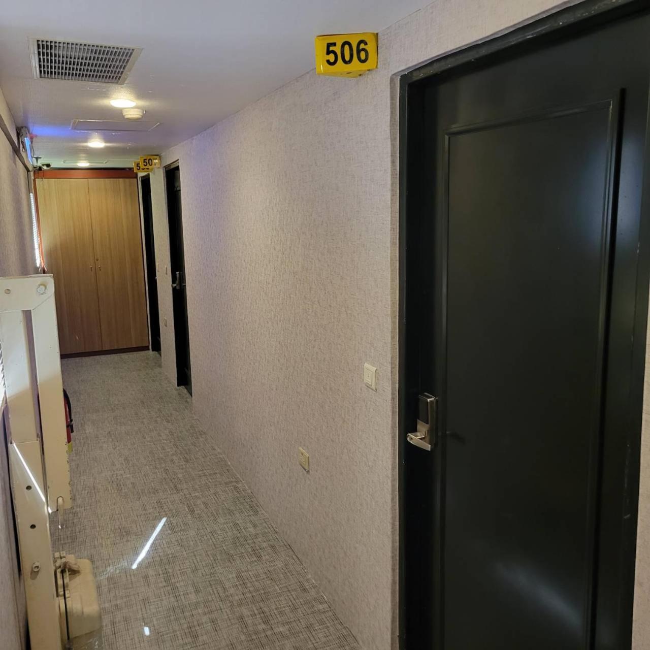 Attic Hotel Taipei Eksteriør billede