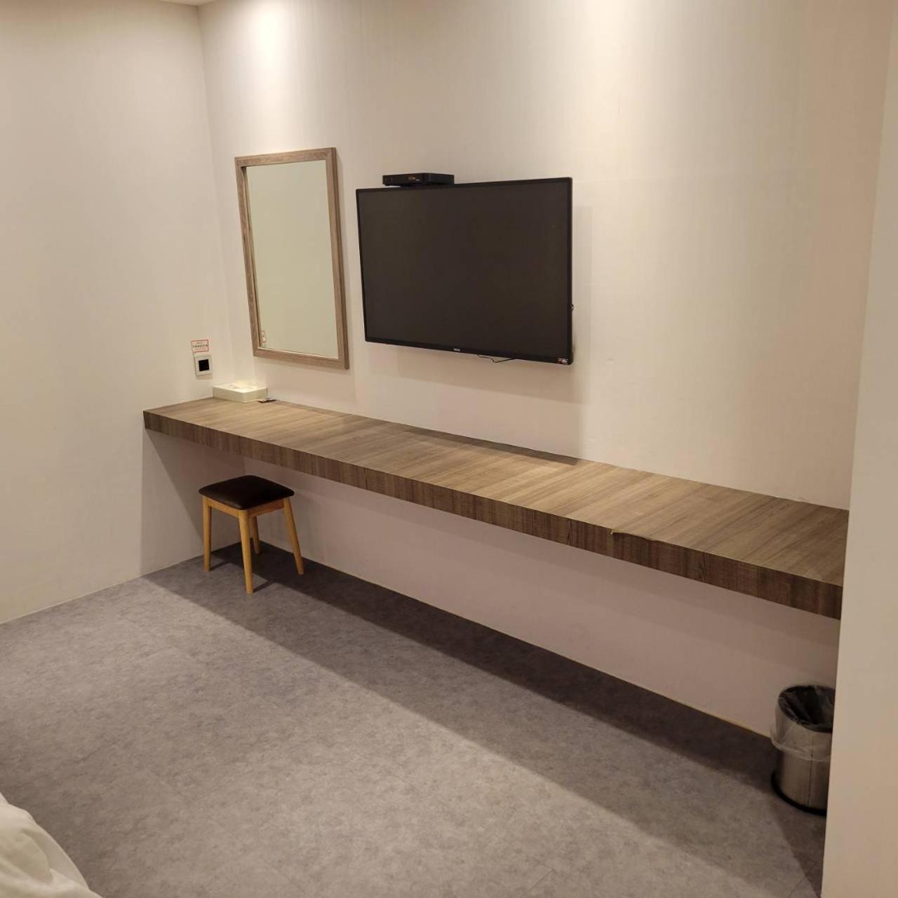 Attic Hotel Taipei Eksteriør billede